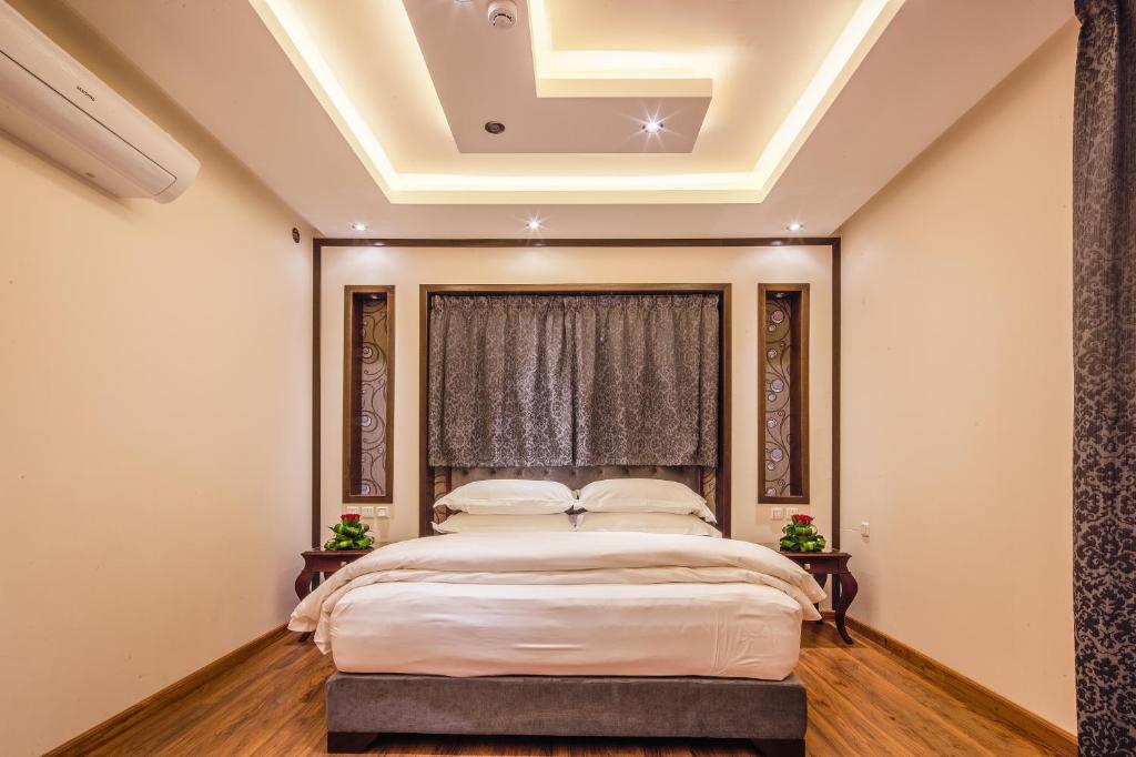 Revan Palace photo 2