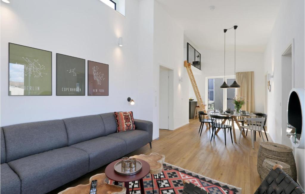 Stunning Home In Lembruch-dmmer See With Sauna, Wifi And Indoor Swimming Pool photo 4