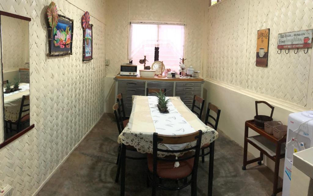 Hiraya Homestay Coron photo 3