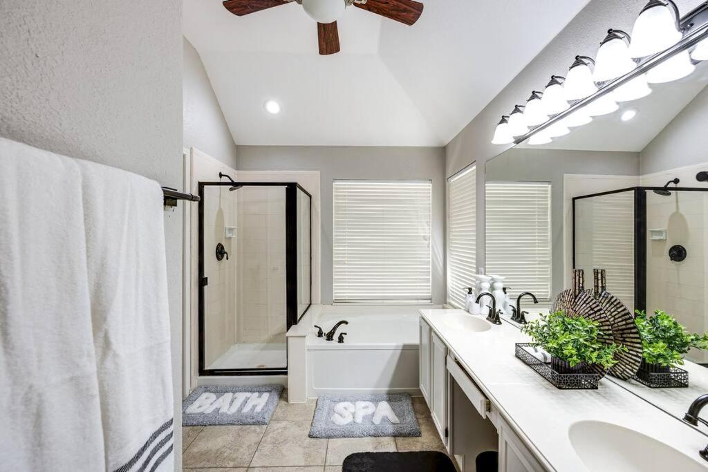 Entire Home Hosted By Jennifer photo 2