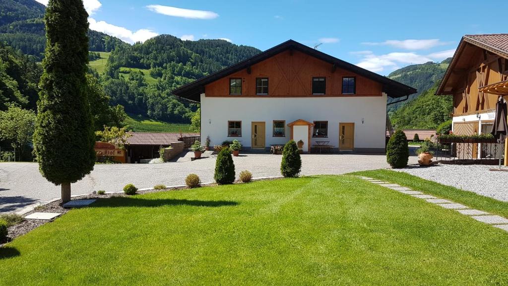 Ferienwohnungen Koflerhof photo 4