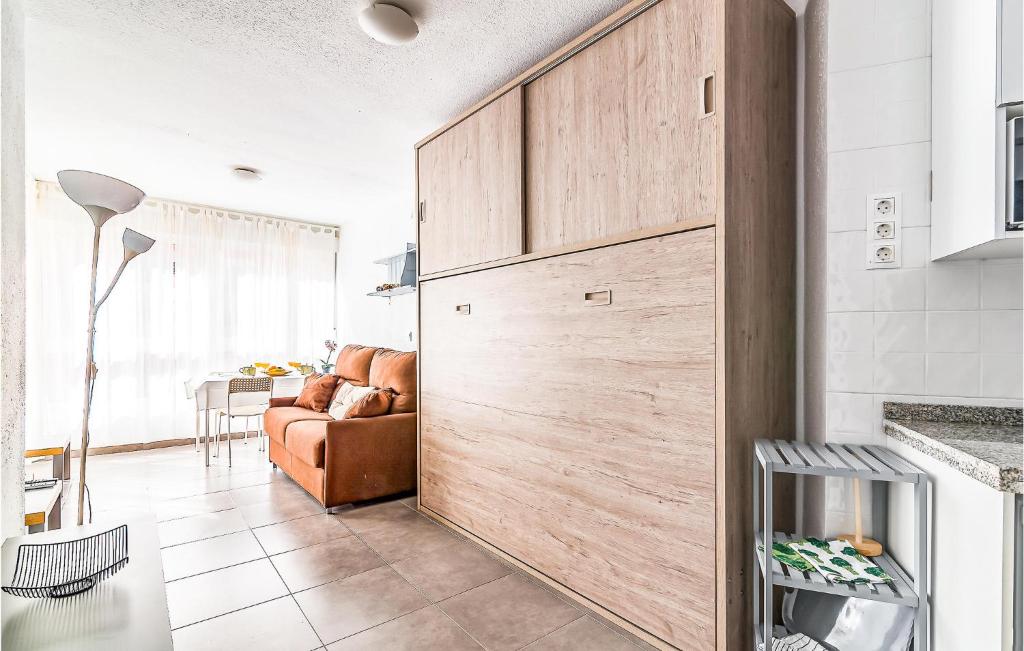 Beautiful Apartment With Pool photo 4