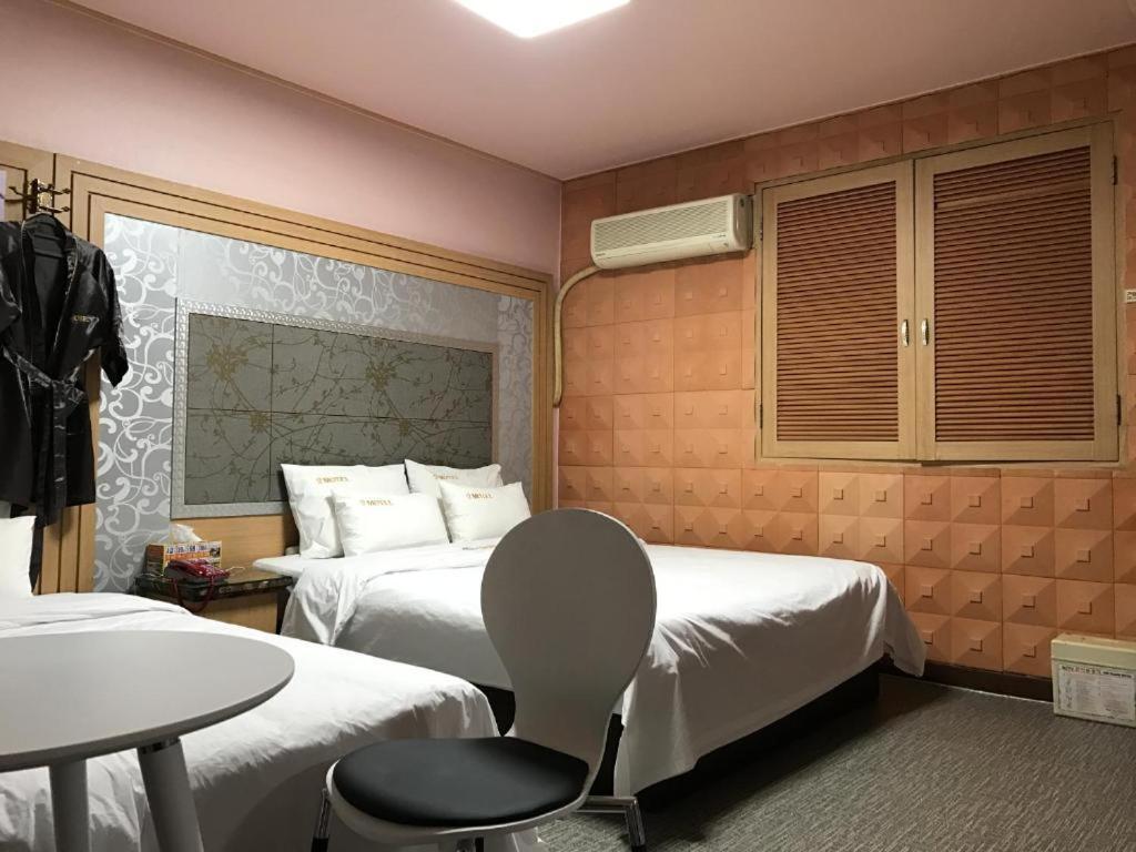 Sharp Hotel Jeonju photo 3