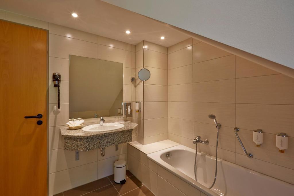 H+ Hotel & SPA Friedrichroda photo 2