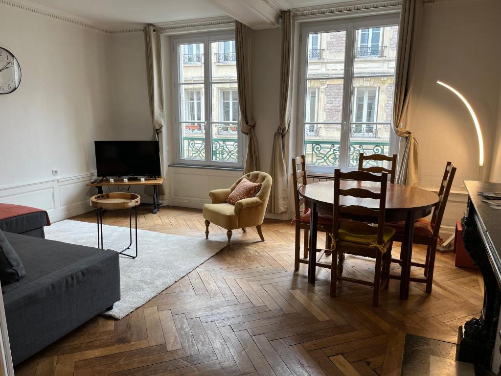 APPARTEMENT COSY CENTRE HISTORIQUE photo 2