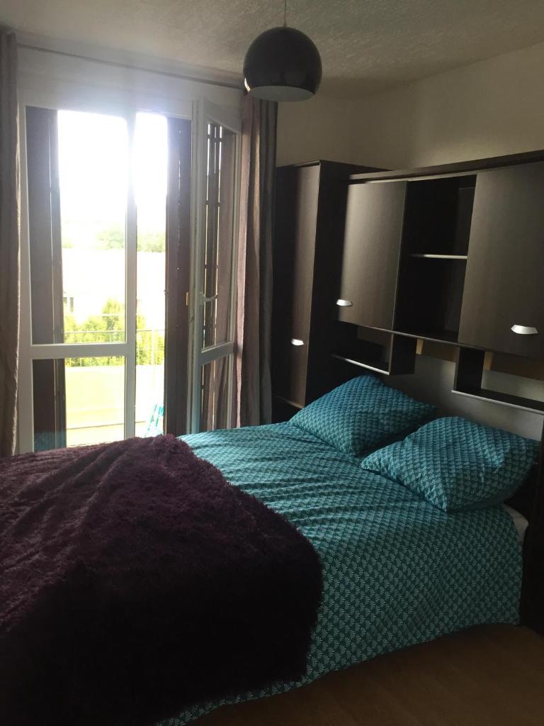 F2 belle vue Aqueduc avec balcon - 1베드룸 아파트