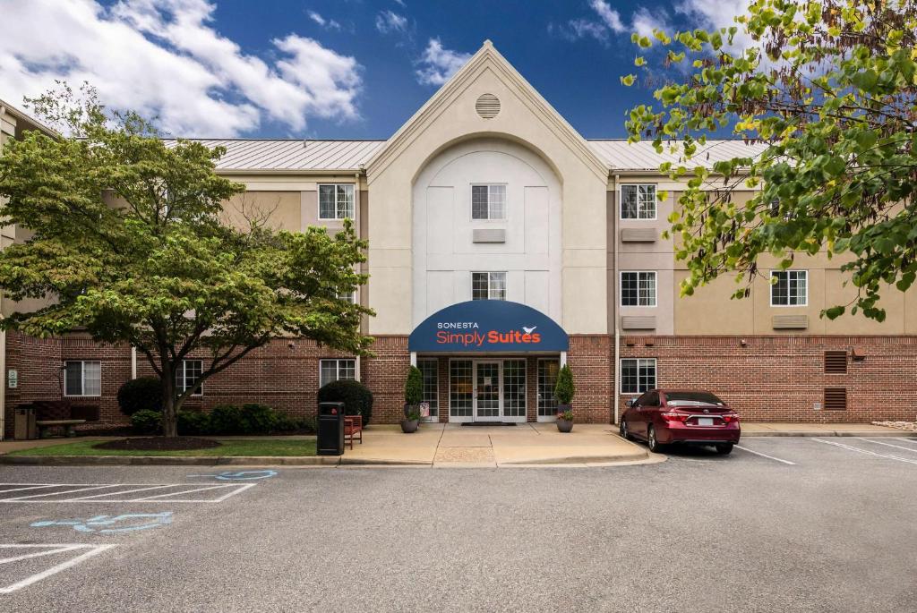 Sonesta Simply Suites Hampton photo 2