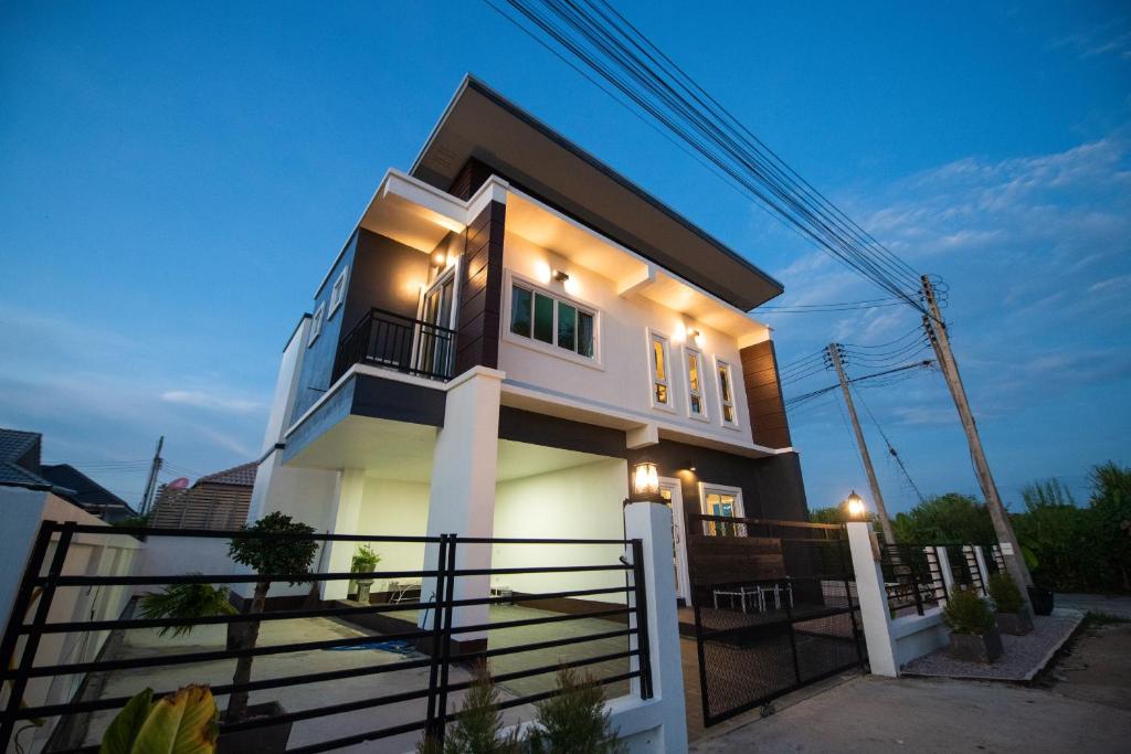 Amaz Villa photo 1