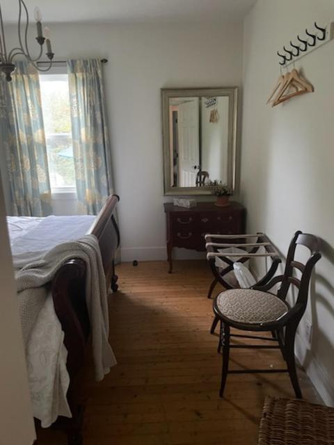 A 1950s Farm Guesthouse in Acrewood photo 4