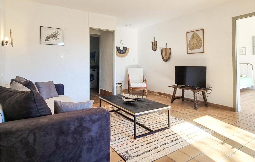 Nice Home In Le Grand-village-plage With Wifi And 4 Bedrooms photo 4