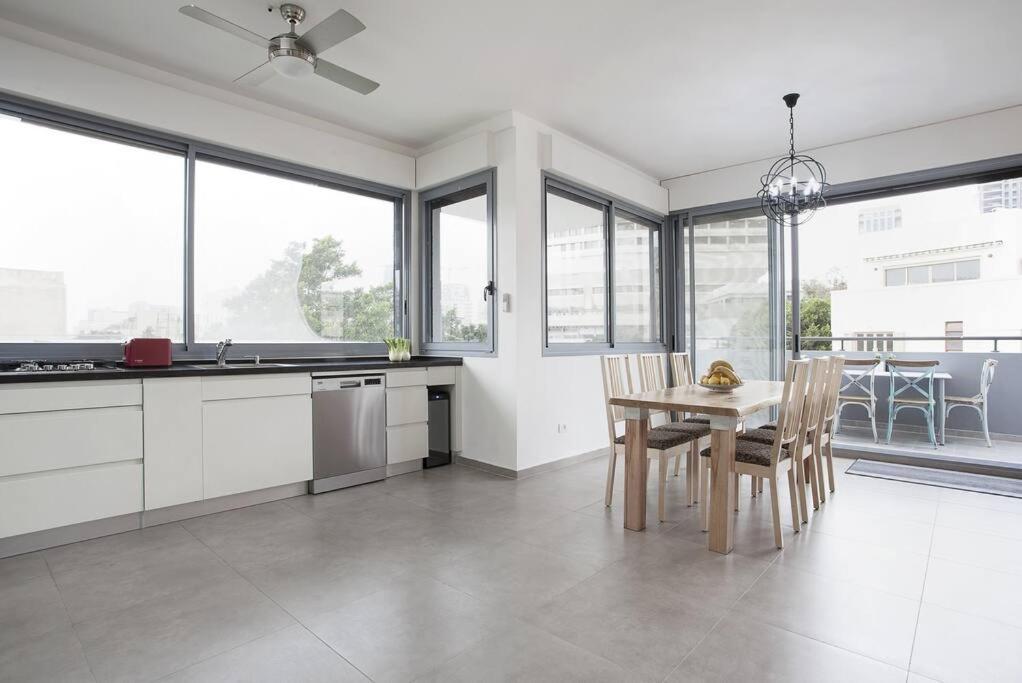 Beautifull 2BR In Pinsker by Holiday-rentals photo 4
