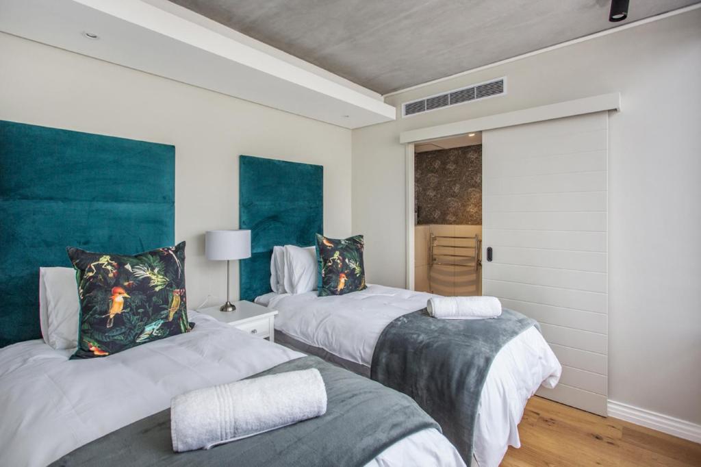 Modern Cape Town Family Apartment in Docklands, De Waterkant photo 2