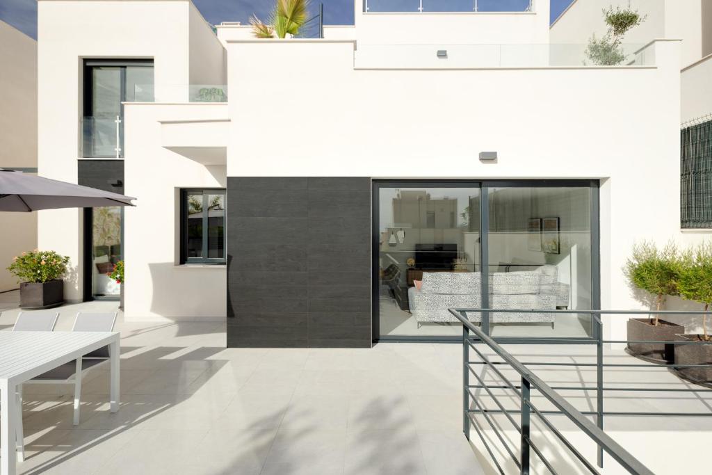 Villa Blanka, amazing villa with Hot tube & heated pool in Polop, Alicante photo 4
