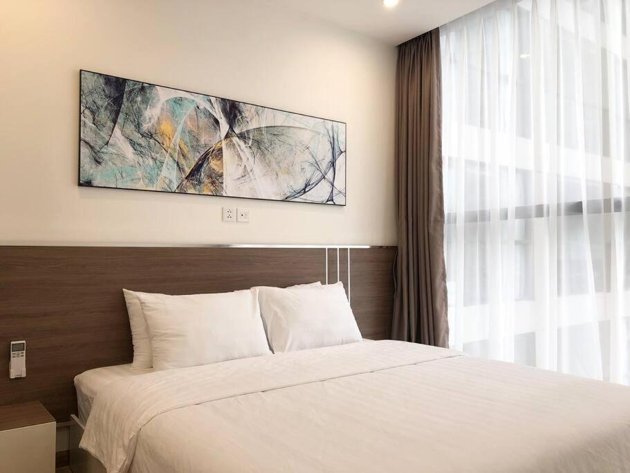 Luxury Condotel 2BR/36F Vinhomes Skylake Keangnam