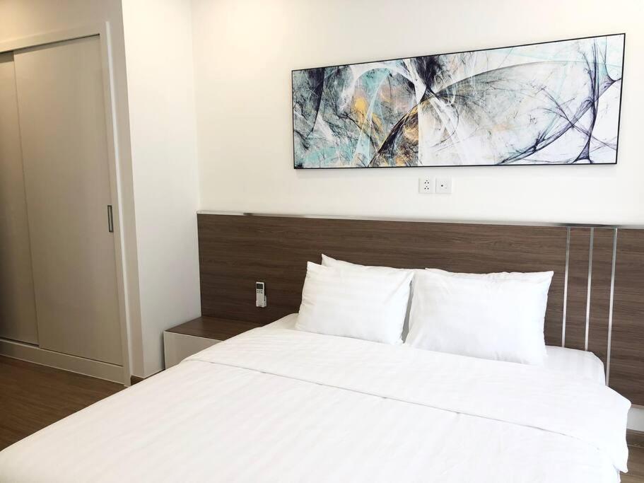 Luxury Condotel 2BR/36F Vinhomes Skylake Keangnam