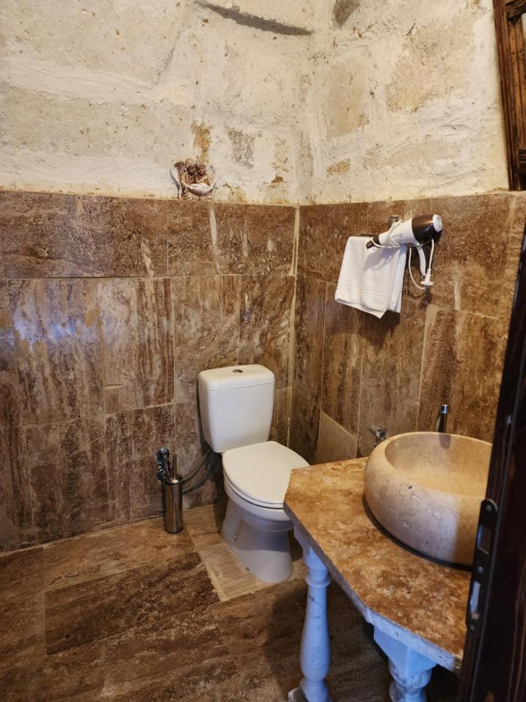 Glamada Cave Suites photo 1