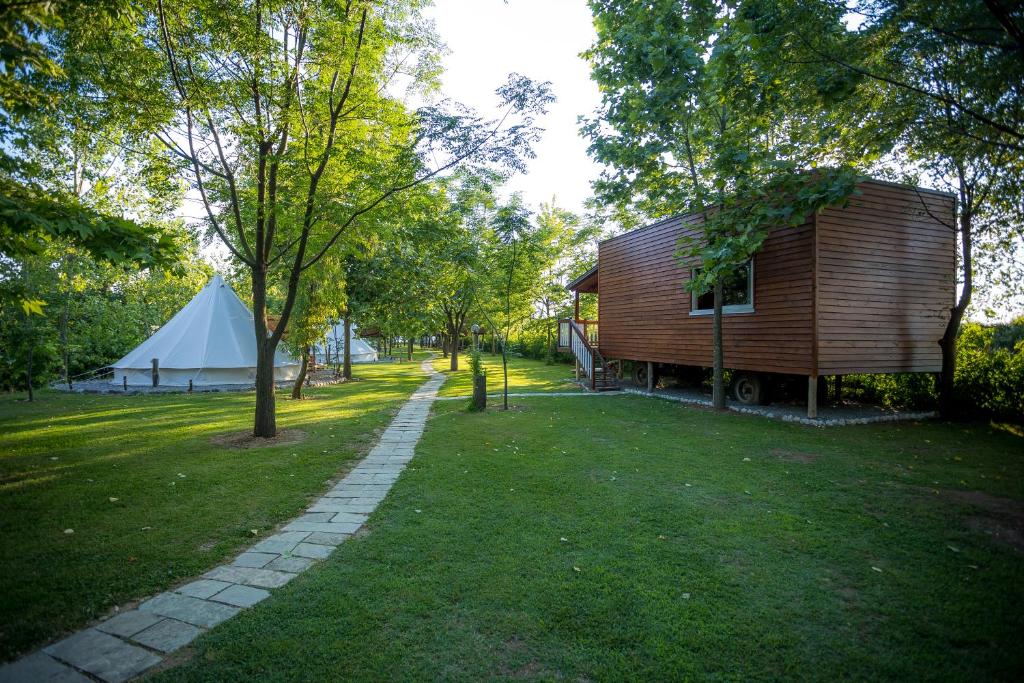 Lake Shkodra Resort photo 3
