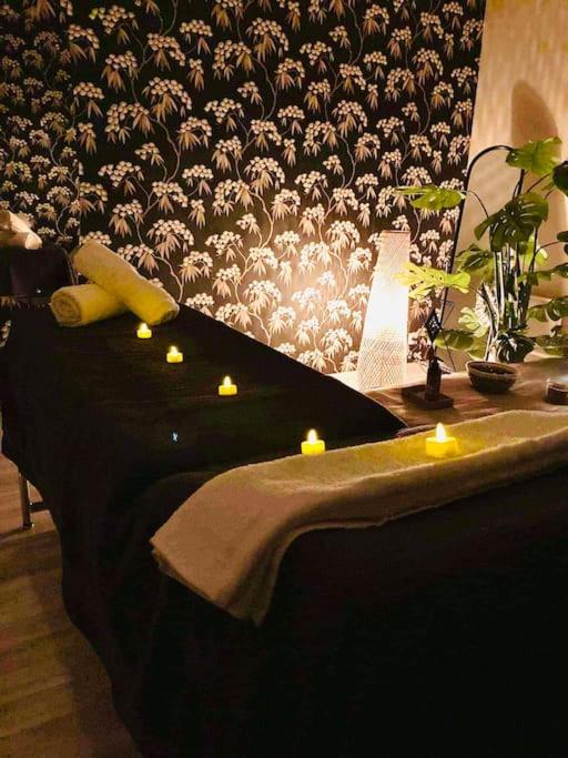 Suite privée avec BALNEO (Jacuzzi ou baignoire). photo 3