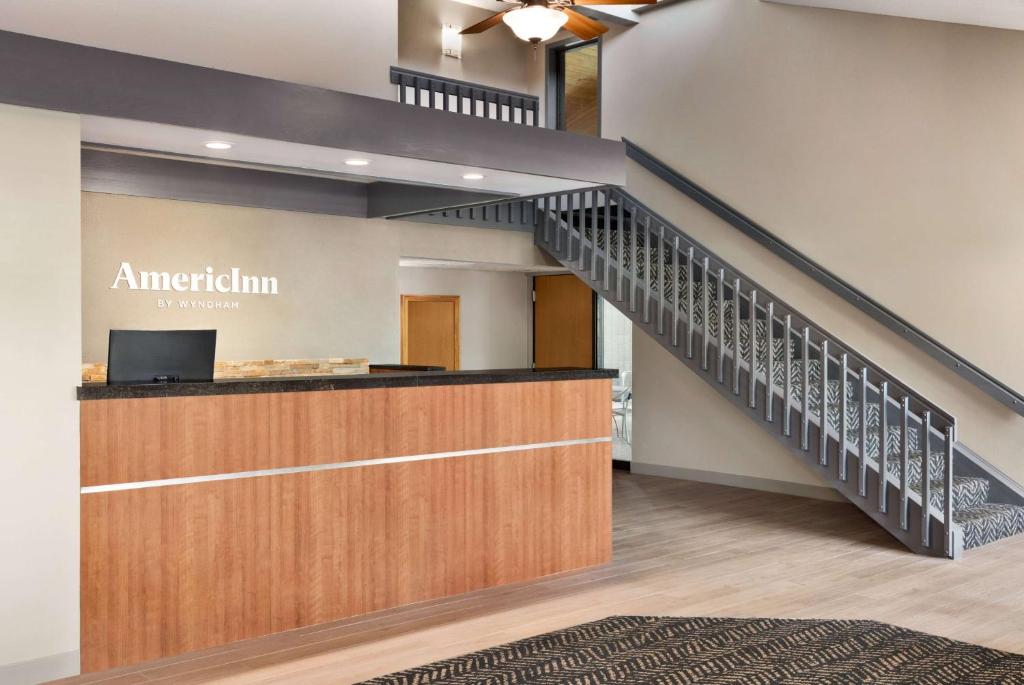 AmericInn by Wyndham Bemidji photo 3
