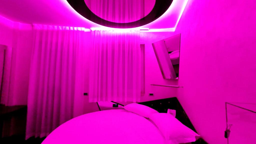 C rooms - Love Motel Monza photo 4