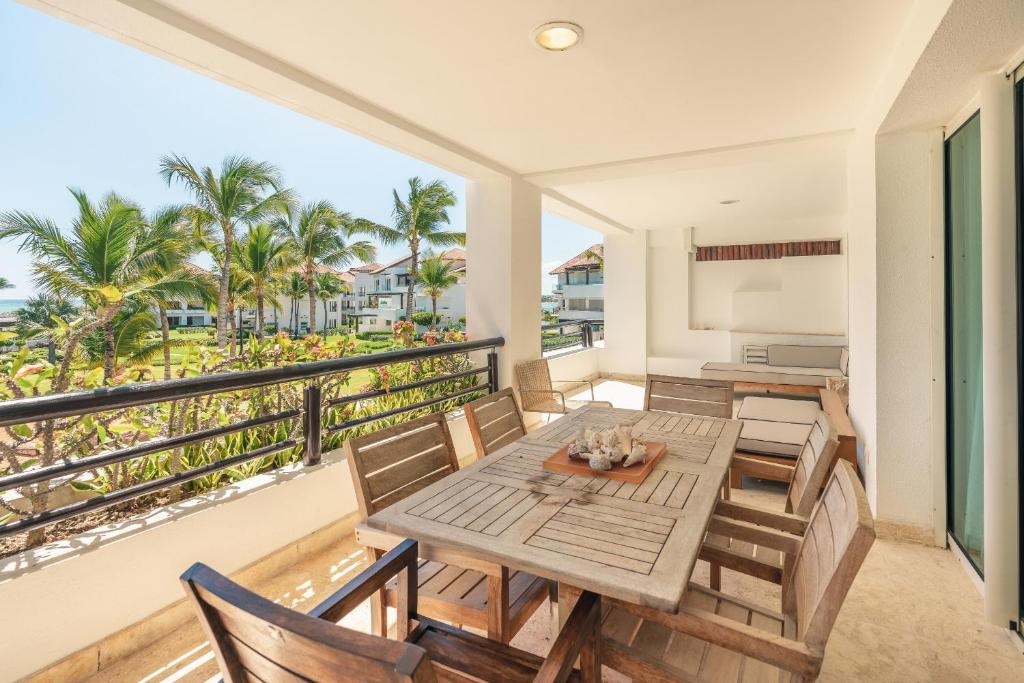 NEW 2BR Apt w Jacuzzi Punta Palmera CBA photo 2