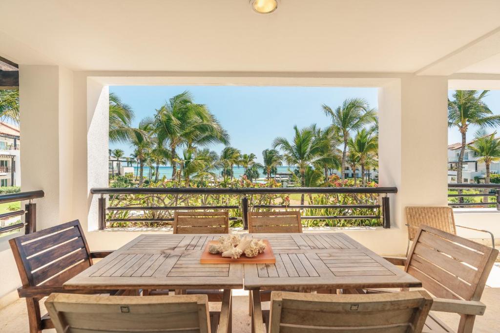NEW 2BR Apt w Jacuzzi Punta Palmera CBA photo 1