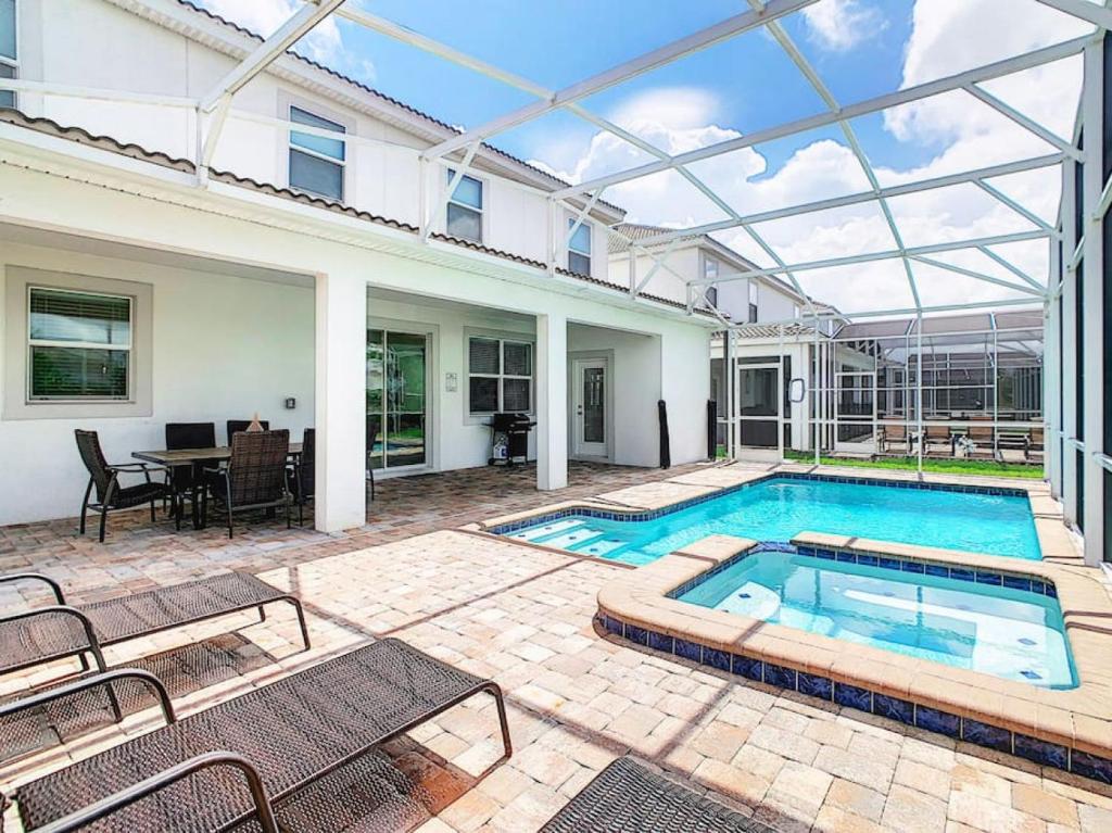 6BR Family Mansion Pvt Pool BBQ