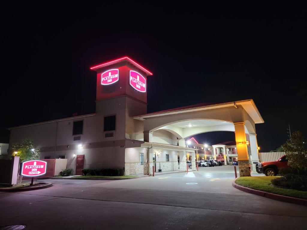 Platinum Inn Katy photo 3