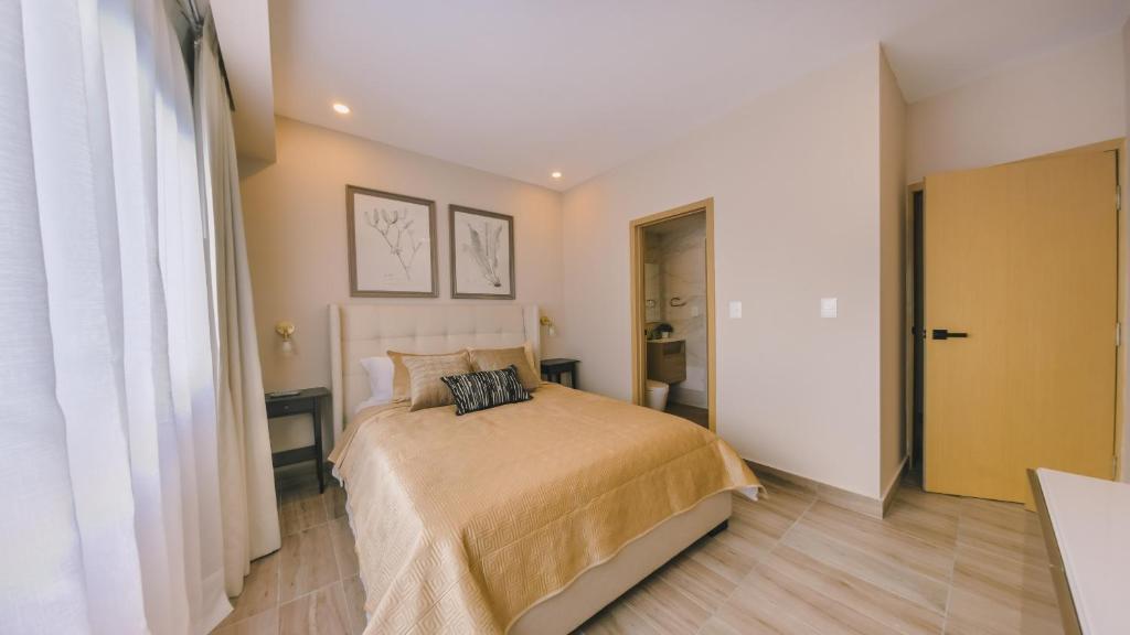 Fully Serviced Apartment at Regatta Living II - 907 photo 1