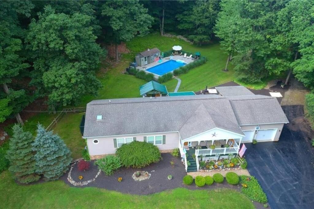 Family Fun Getaway near Cascade Lake in Warwick NY image