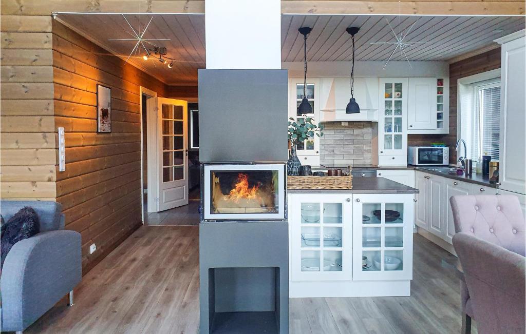Amazing Home In Rysstad With 4 Bedrooms photo 4