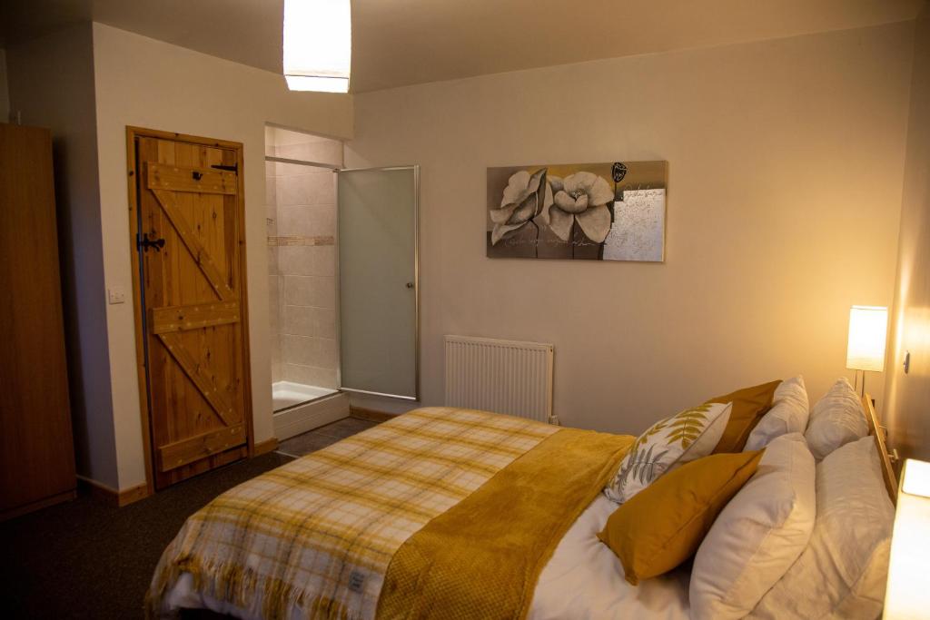 Broadgates Cottage Working Farm Ashleyhay Matlock photo 3