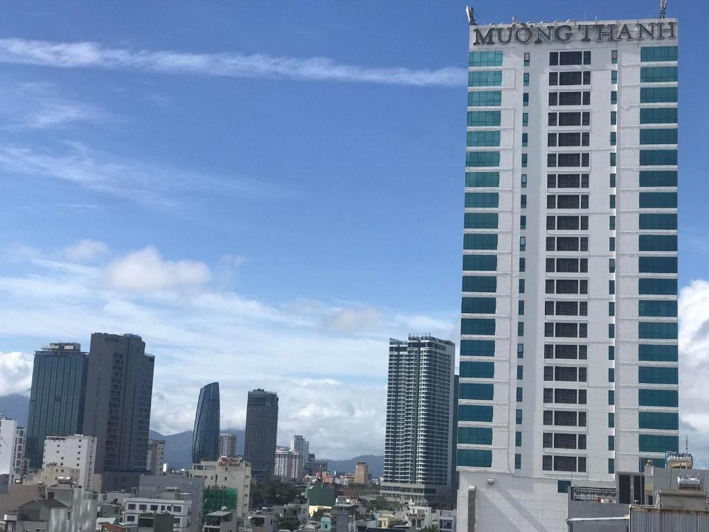 Lucky Ruby Hotel