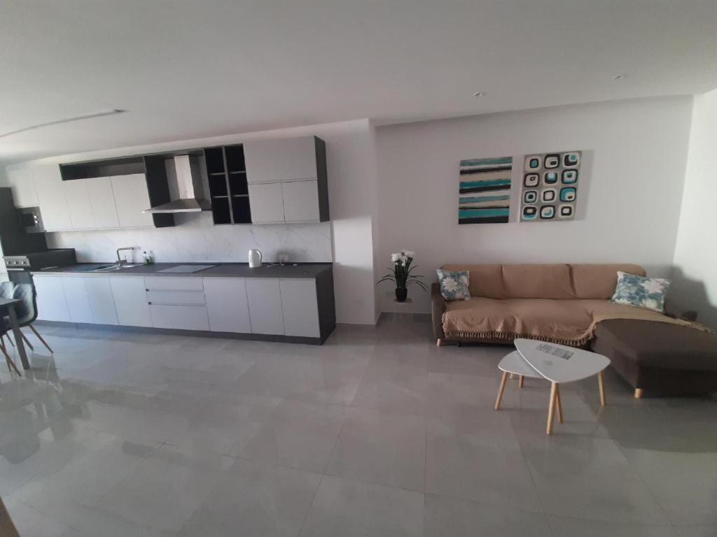 161 Marinello Apartment photo 3