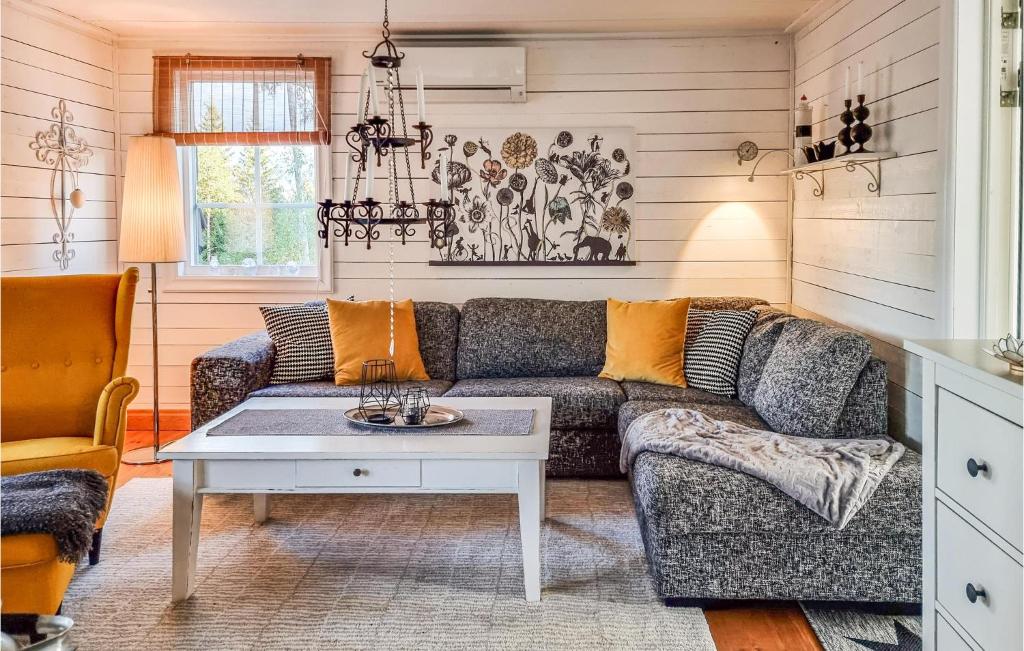 Beautiful Home In Bottnaryd With 2 Bedrooms And Wifi photo 2