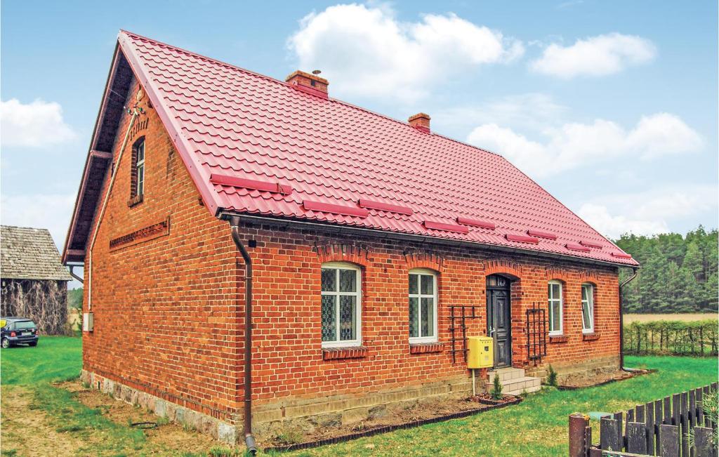 Beautiful Home In Cekcyn With 2 Bedrooms