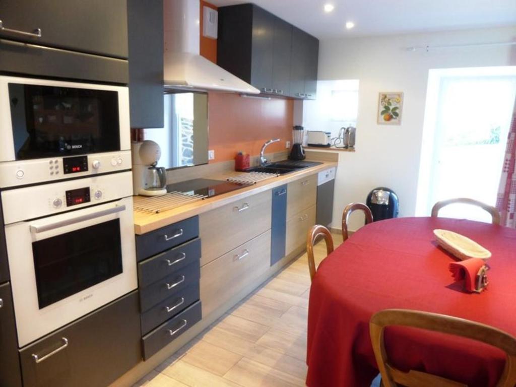Gîte Freycenet-la-Cuche, 3 pièces, 4 personnes - FR-1-582-26 photo 3
