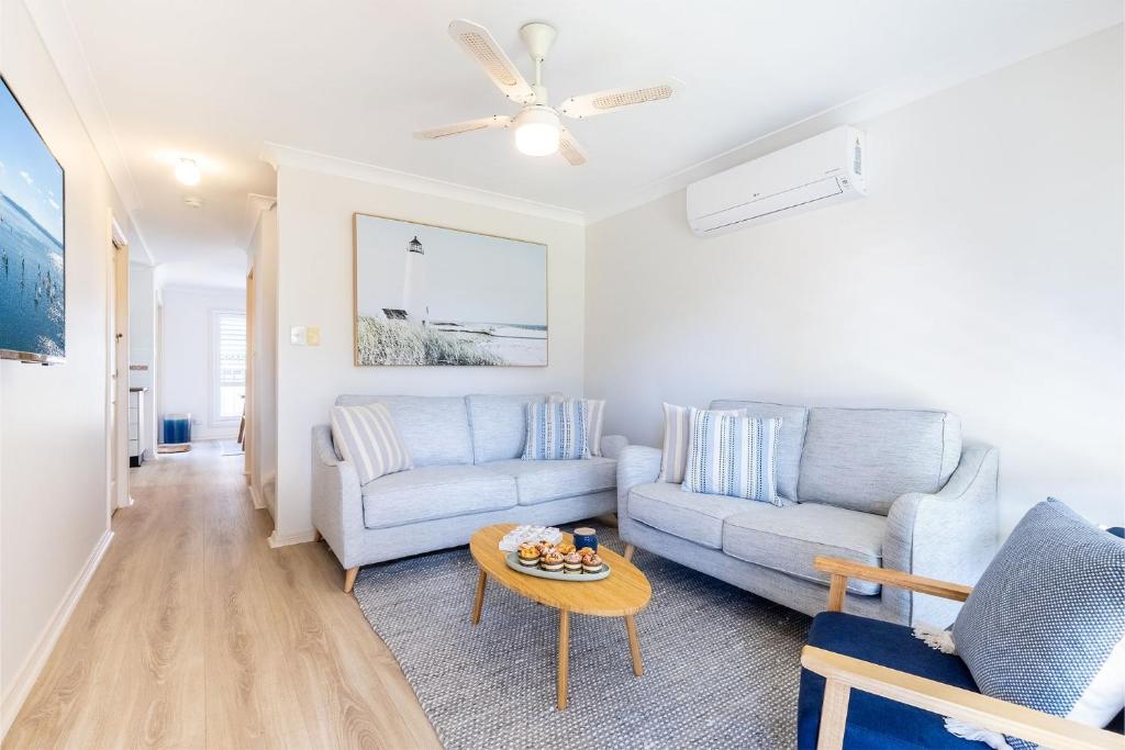 Crystal by the Bay 5 4 6 Crystal Cl air conditioned Wi Fi and close to the beach photo 1