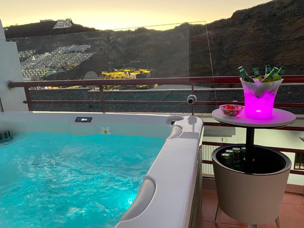 Villa Mogan Mall, con jacuzzi y PlayStation 5 photo 1