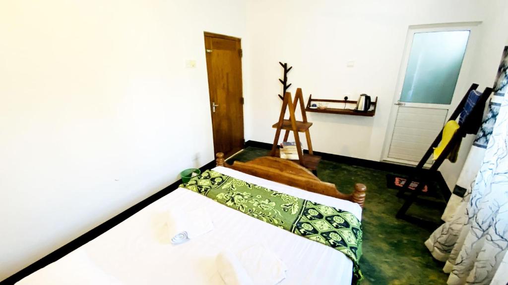 Madiha Surf House Lanka photo 1