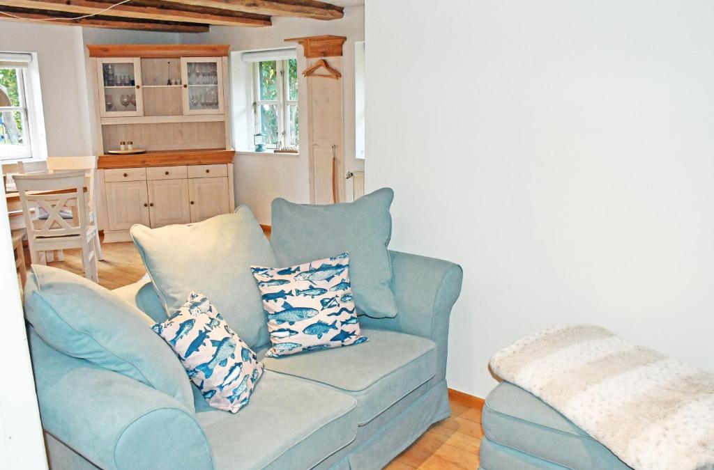 NEU angeboten Mönchguter Ferienhaus u Reetdach mit Kamin photo 3