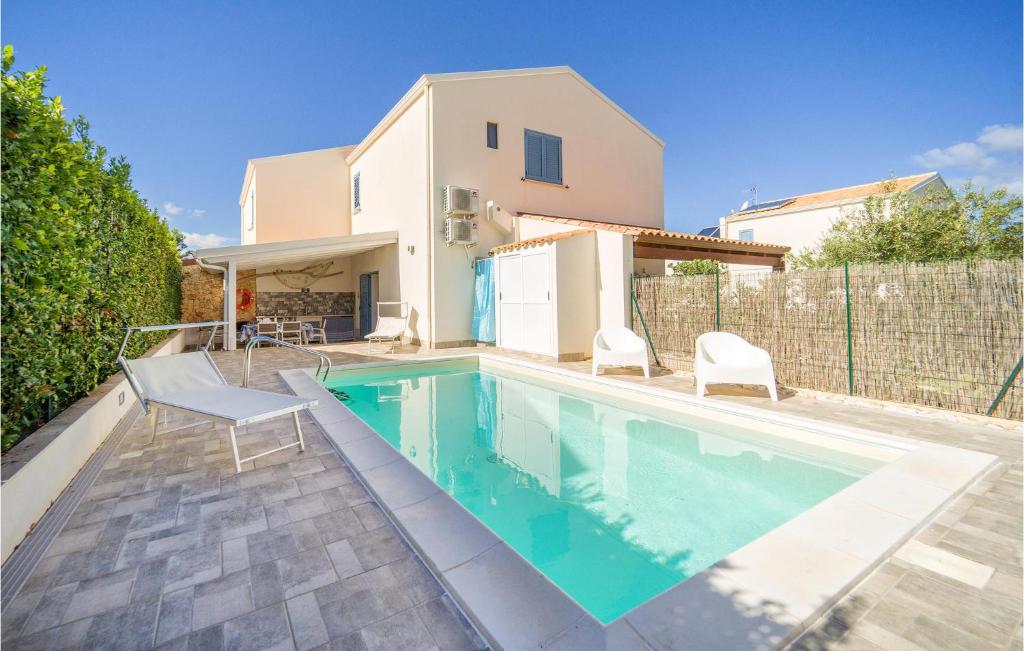 Stunning Home In Cornino With 2 Bedrooms, Wifi And Outdoor Swimming Pool