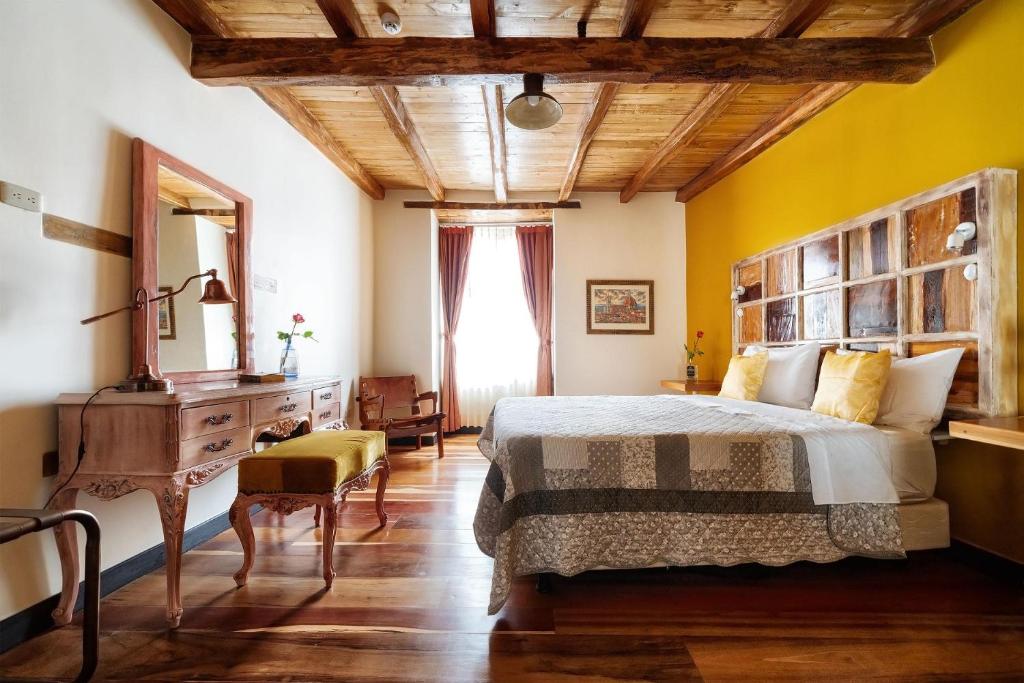Old Town Quito Suites, Heritage Boutique Hotel, Where Every Detail Tells a Story photo 3