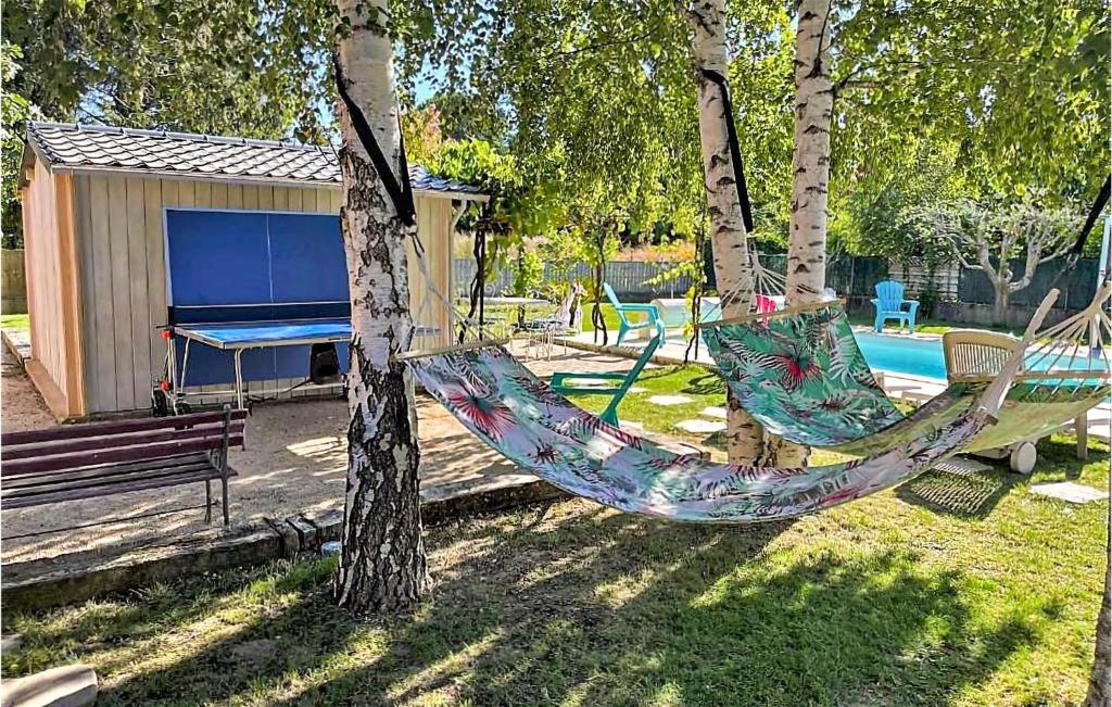 Nice Home In Montlimar With Wifi, Heated Swimming Pool And 3 Bedrooms photo 1