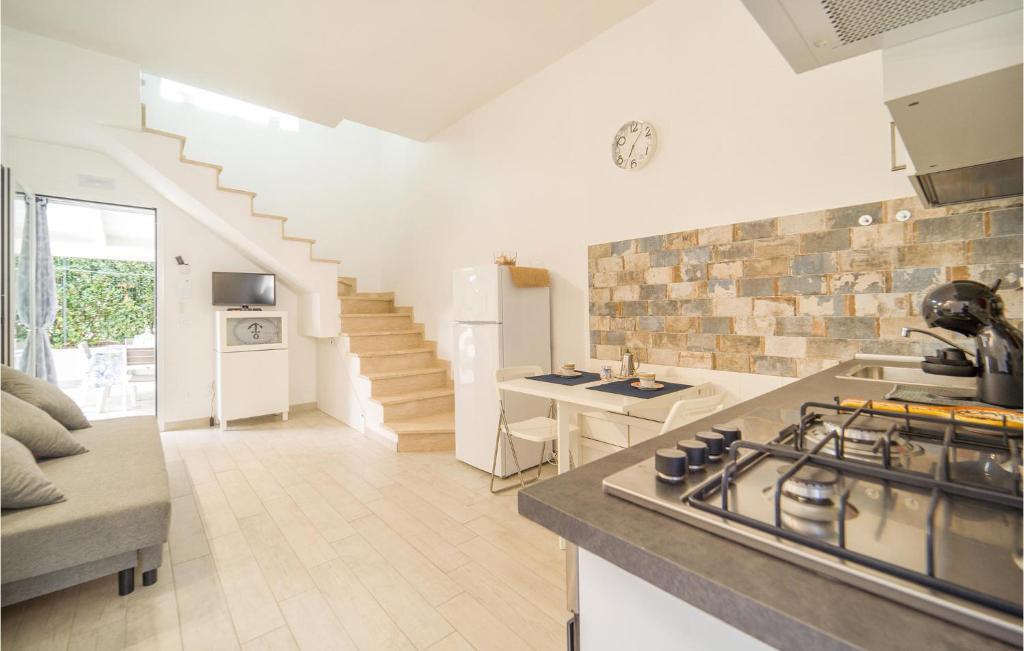 Stunning Home In Cornino With 2 Bedrooms, Wifi And Outdoor Swimming Pool photo 2