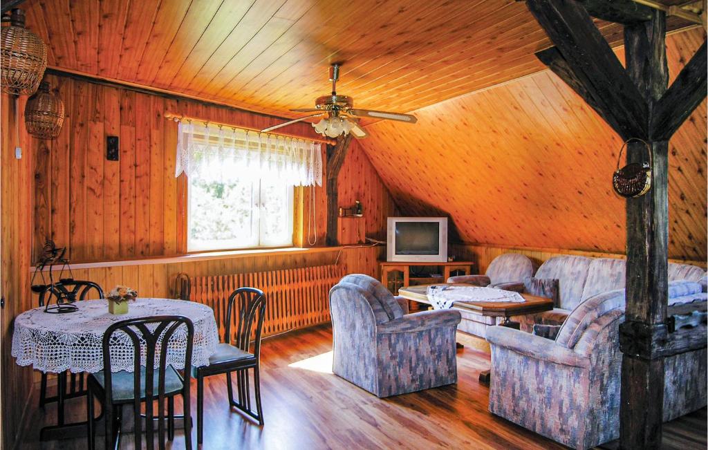 Stunning Home In Strzelce Krajenskie With 2 Bedrooms And Wifi photo 2