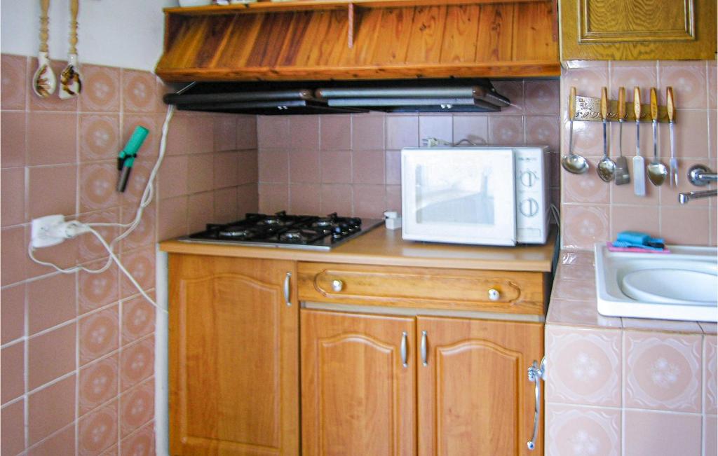 Stunning Home In Strzelce Krajenskie With 2 Bedrooms And Wifi photo 3