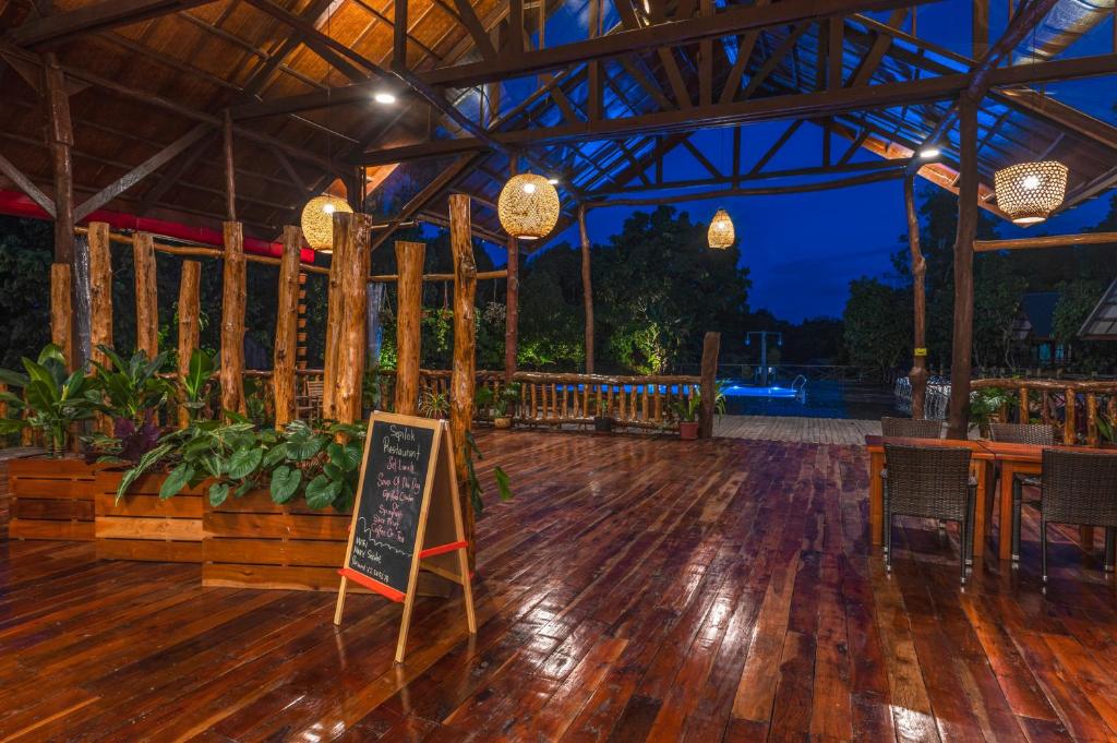 Borneo Sepilok Rainforest Resort photo 3