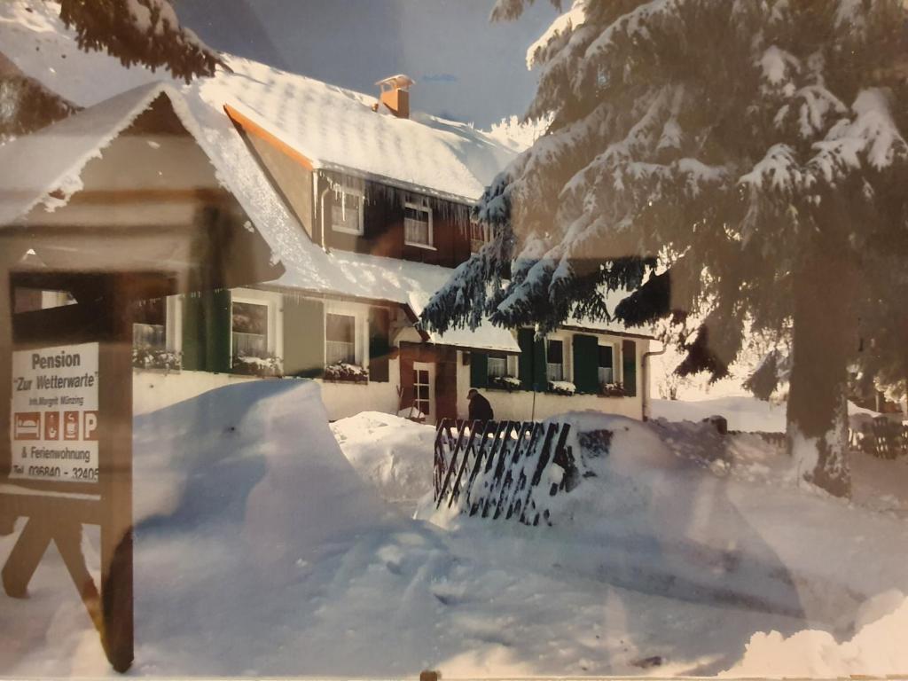 Ferienhaus am Rennsteig-Pension zur Wetterwarte photo 2