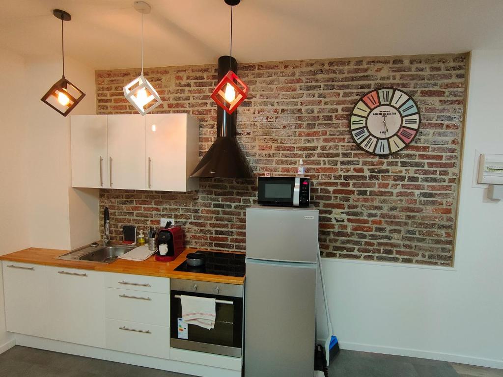 Les Lofts De Provins: Apt 4 - Thumbnail image